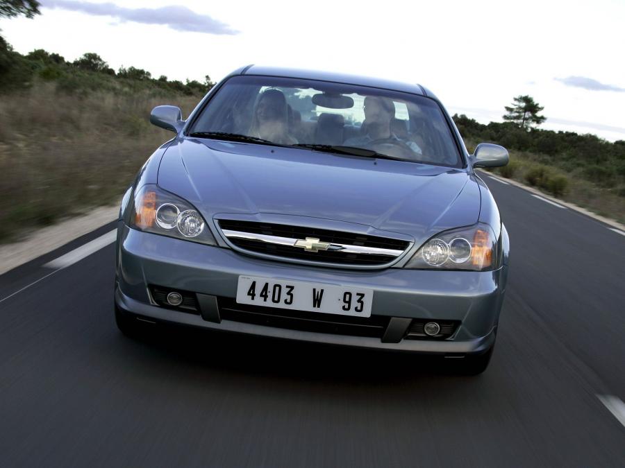  Chevrolet Evanda 2004 года  (фото 14 из 16)